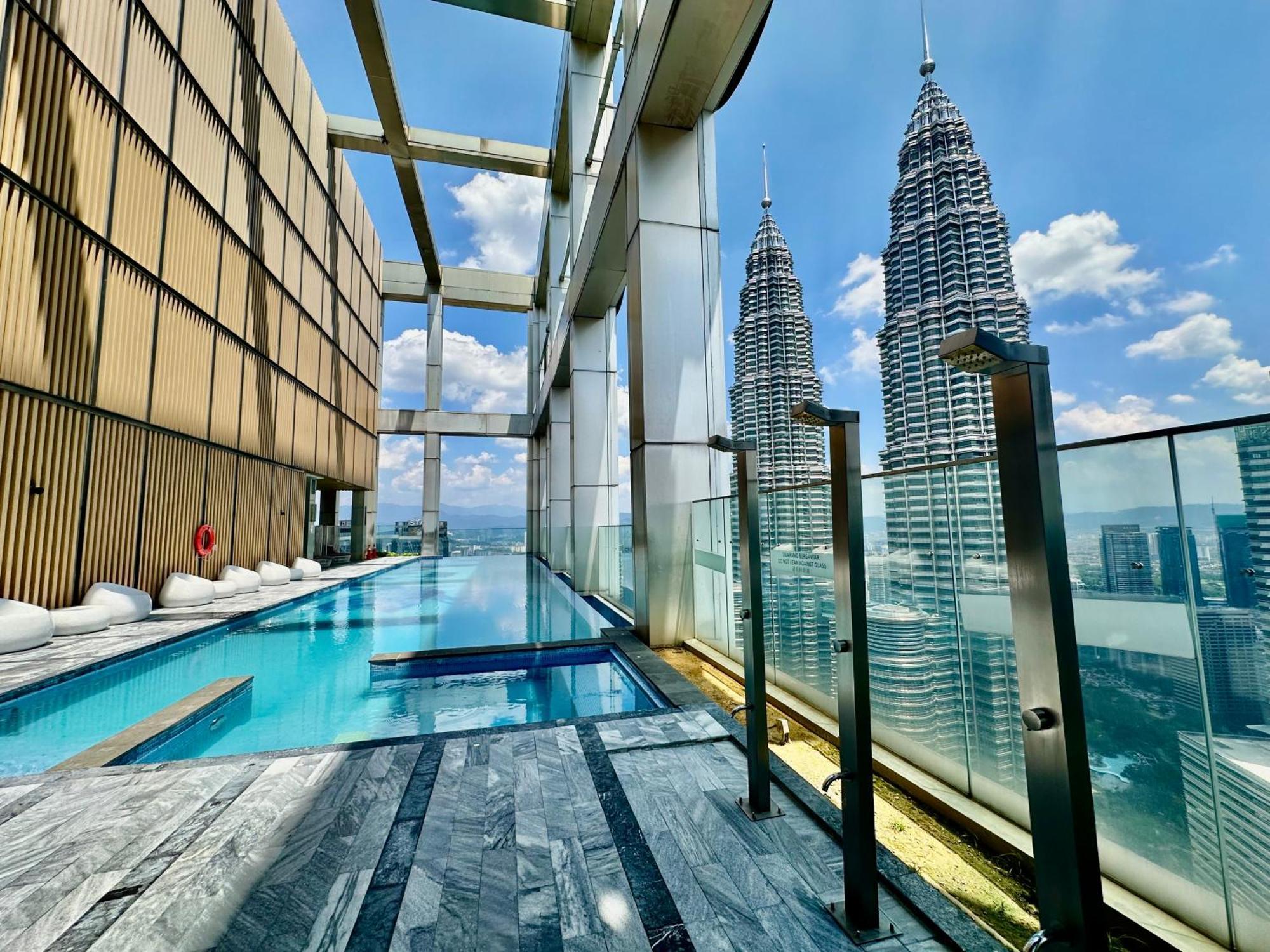 Victoria Home Tropicana The Residence Klcc Bukit Bintang Kuala Lumpur Exterior photo