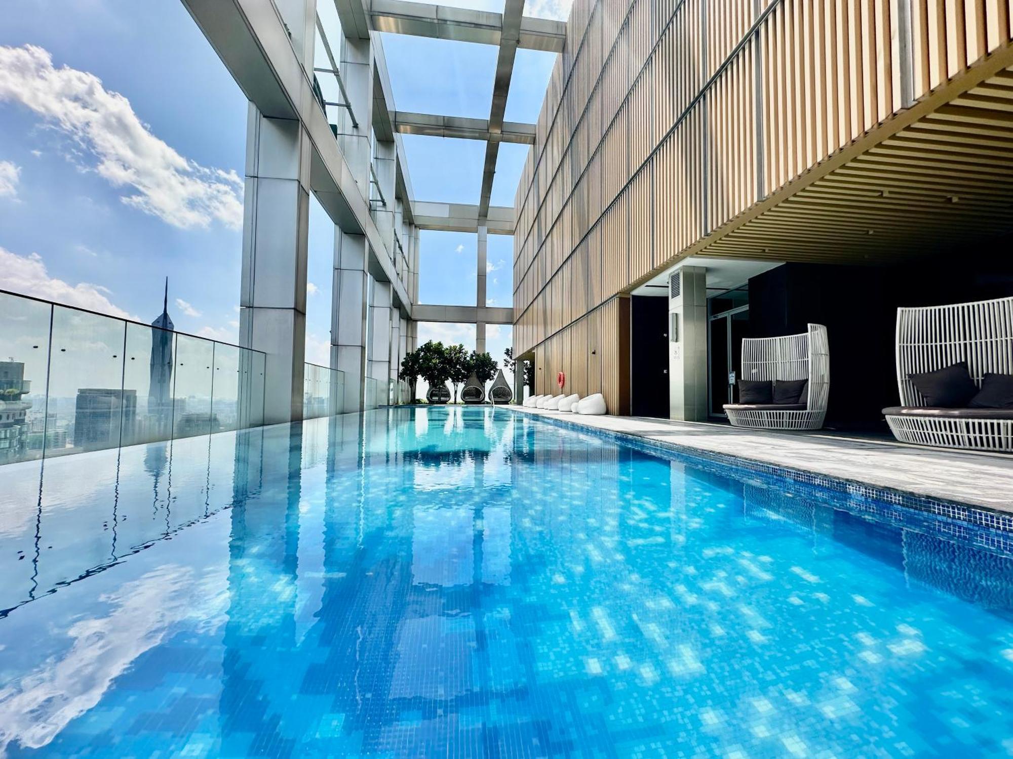 Victoria Home Tropicana The Residence Klcc Bukit Bintang Kuala Lumpur Exterior photo